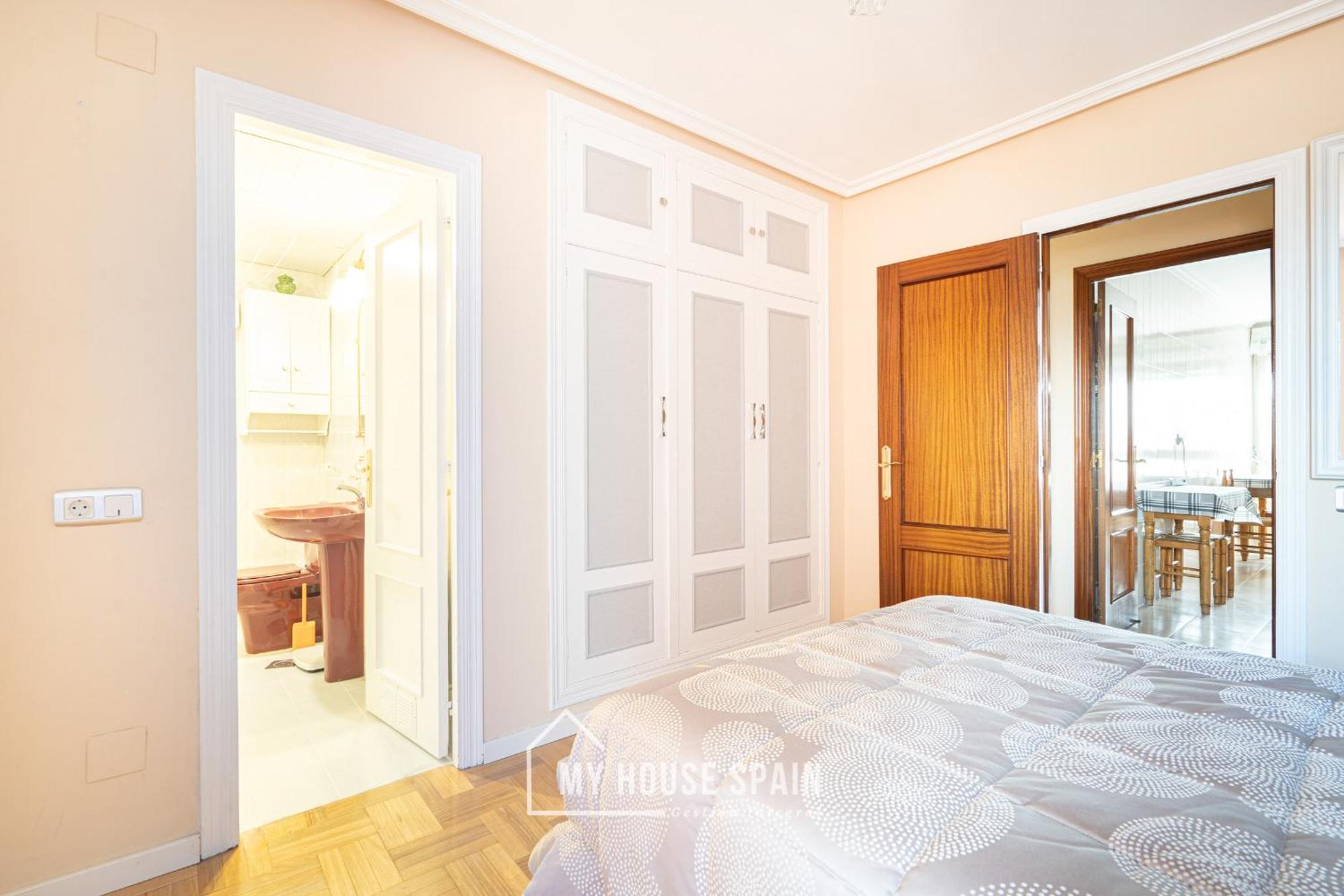 Myhousespain - Amplio Apartamento Con Vistas En Pleno Centro Gijón Extérieur photo