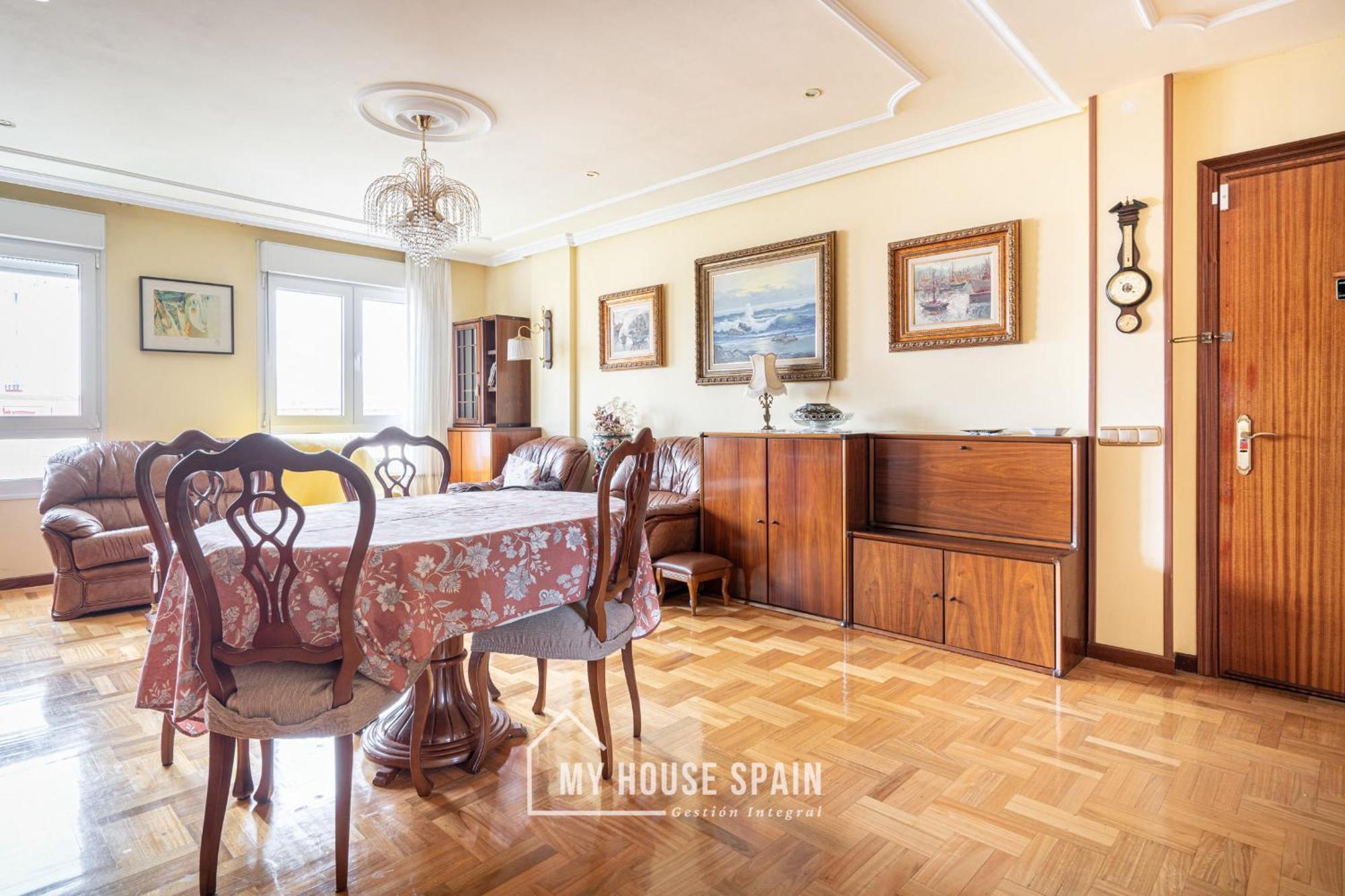 Myhousespain - Amplio Apartamento Con Vistas En Pleno Centro Gijón Extérieur photo