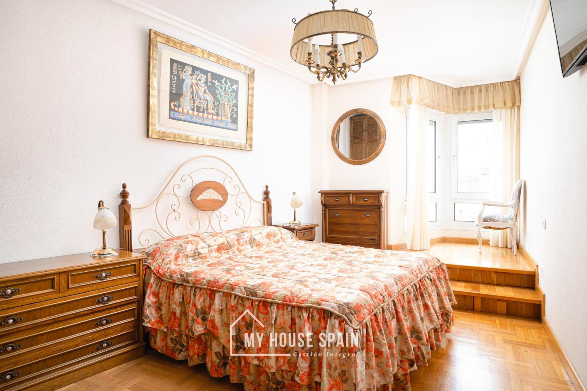 Myhousespain - Amplio Apartamento Con Vistas En Pleno Centro Gijón Extérieur photo